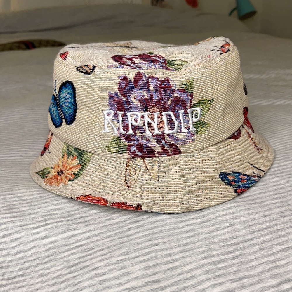 Rip n dip monarch bucket hat